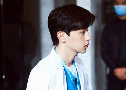 武汉小伙爆料视频最新,揭秘城市生活背后不为人知的真相 第2张 武汉小伙爆料视频最新,揭秘城市生活背后不为人知的真相 第2张